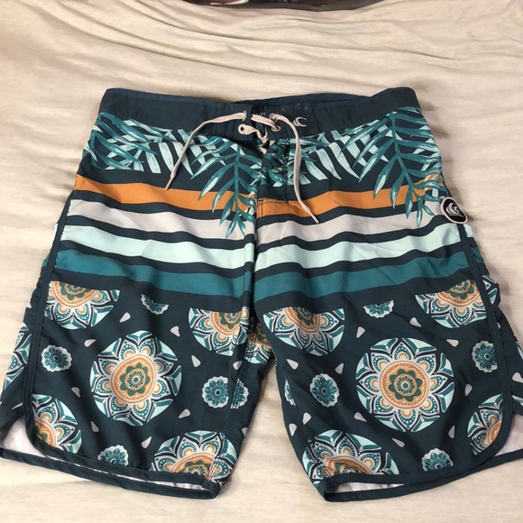 Wave Life Board Shorts size 34 - Picture 1 of 10